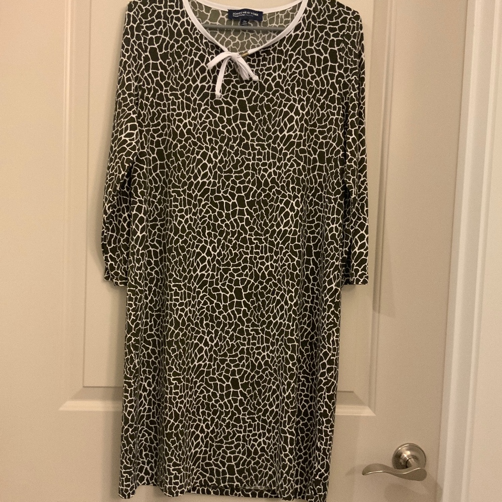 JONES NEW YORK SIGNATURE SNAKESKIN PRINT DRESS